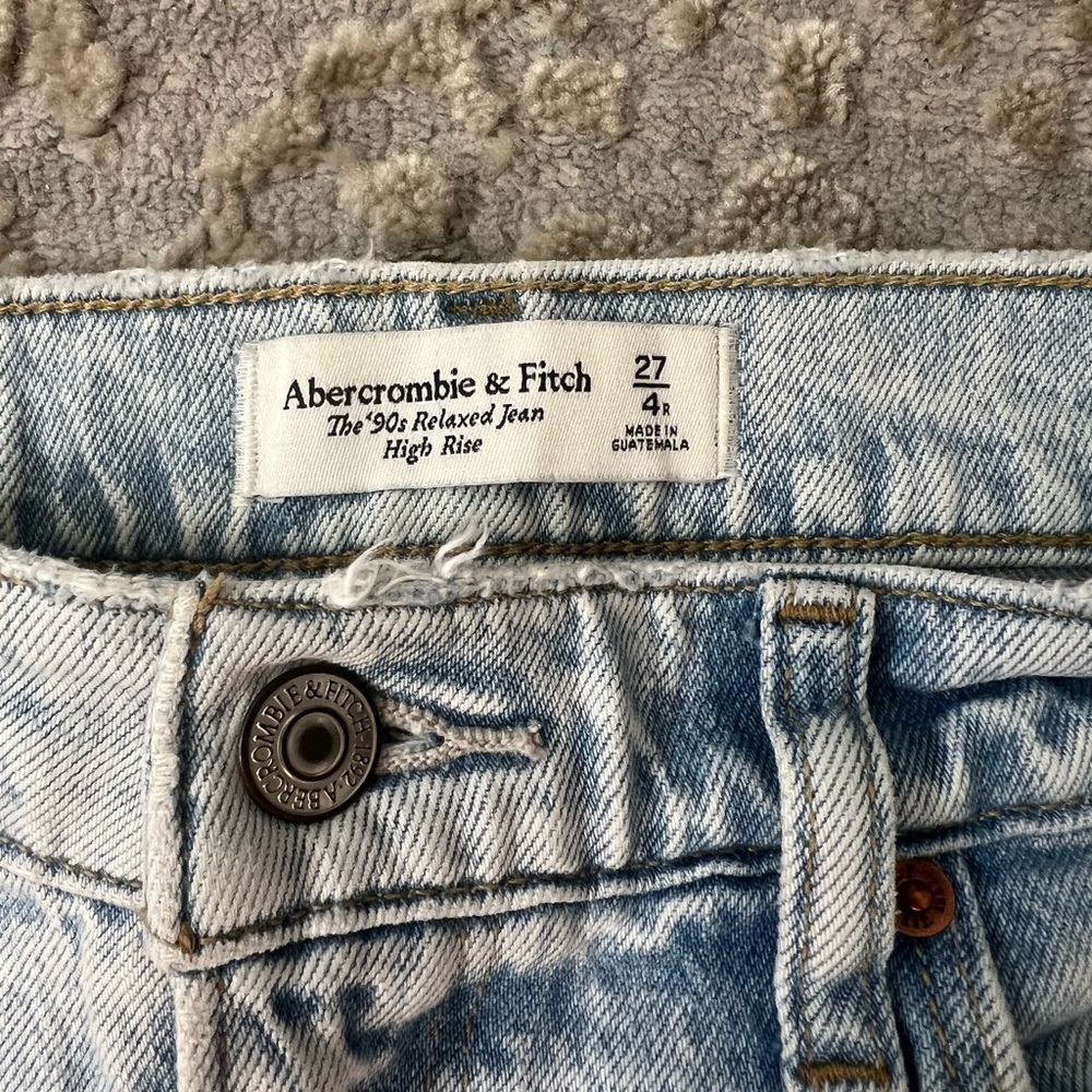 Abercrombie & Fitch 90s relaxed jeans